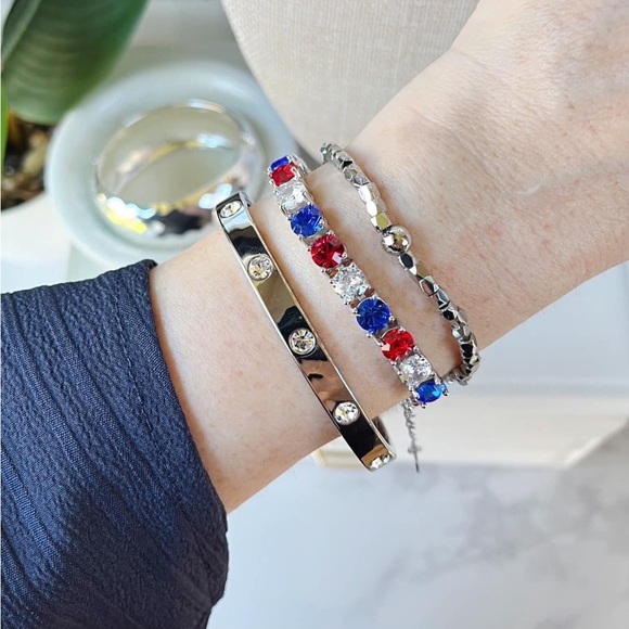 Freedom MINI Impression Bracelet - Picture 6 of 6